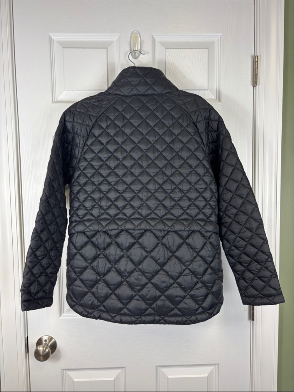 Athleta black quilted whisper featherless jacket sz sm - Picture 14 of 14
